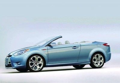 Ford Focus 2010 1.jpg