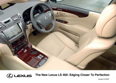 lexus_2.jpg