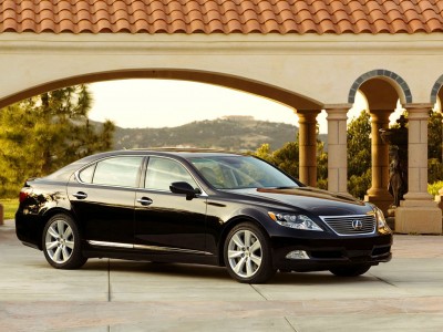 Lexus-LS-600h.jpg