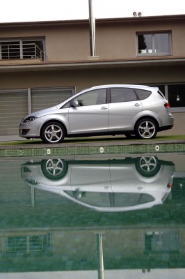 Seat Altea XL 6.jpg