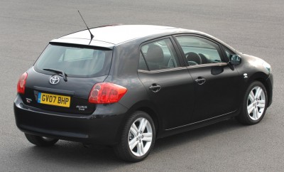 Toyota Auris T180 1.jpg
